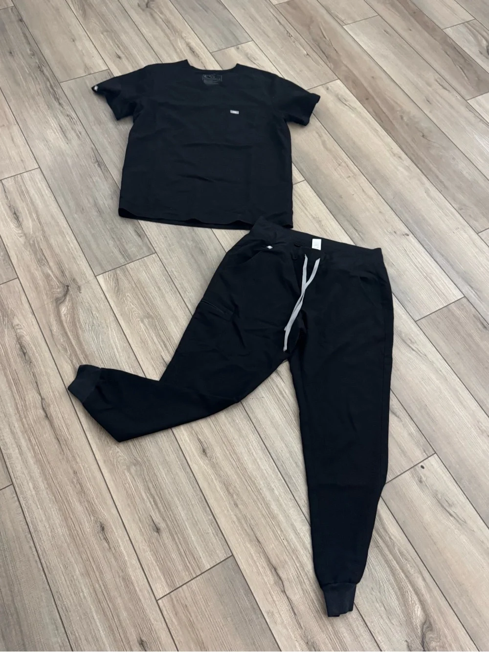 Men FIGS Black Jogger set